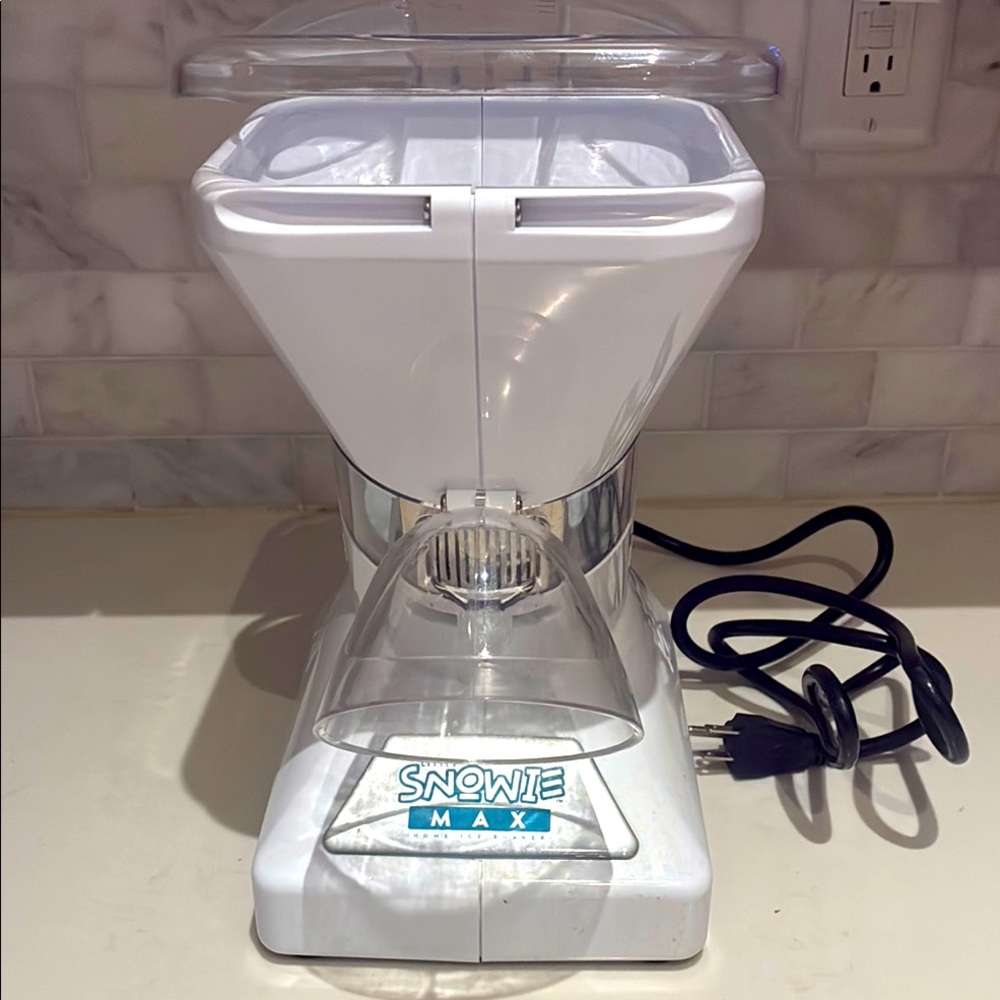 Snowie Max Ice Shaver